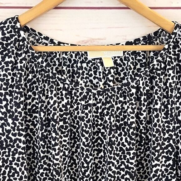 Michael Kors, Cheetah Print 3/4 Sleeve Blouse - Picture 3 of 7
